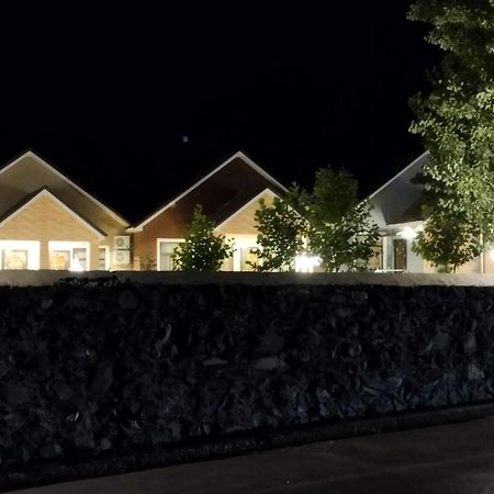 Tulpan Hotel Şǝki Екстериор снимка